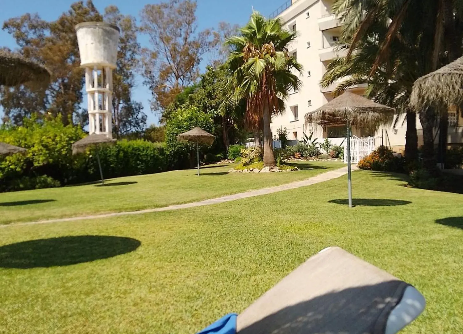 Homestay Habitacion Deluxe Con Bano Privado En Atalaya Apartagolf, Estepona Spain
