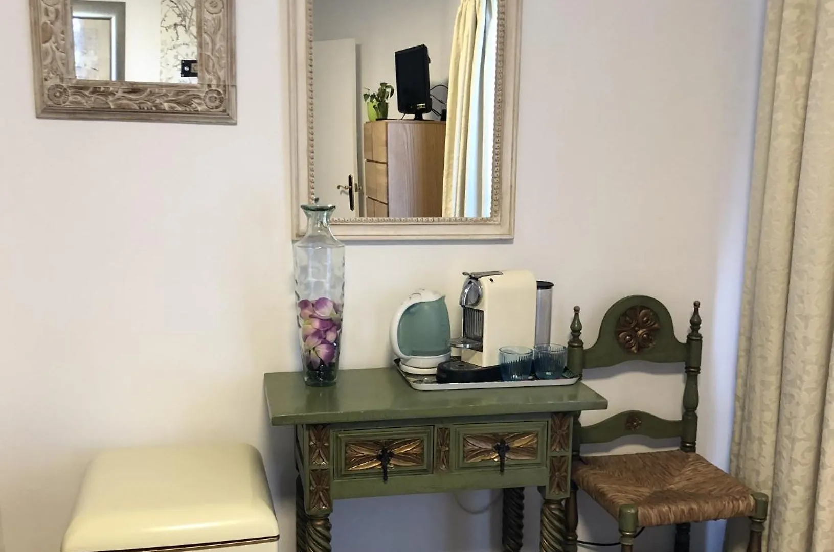Homestay Habitacion Deluxe Con Bano Privado En Atalaya Apartagolf, Estepona